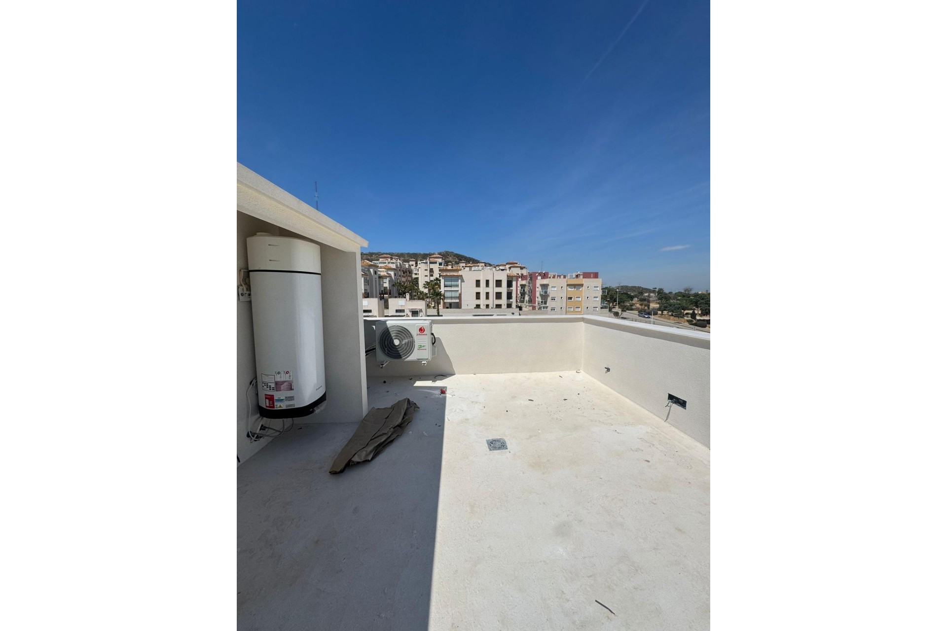 Resale - Villa -
Guardamar del Segura - Guardamar