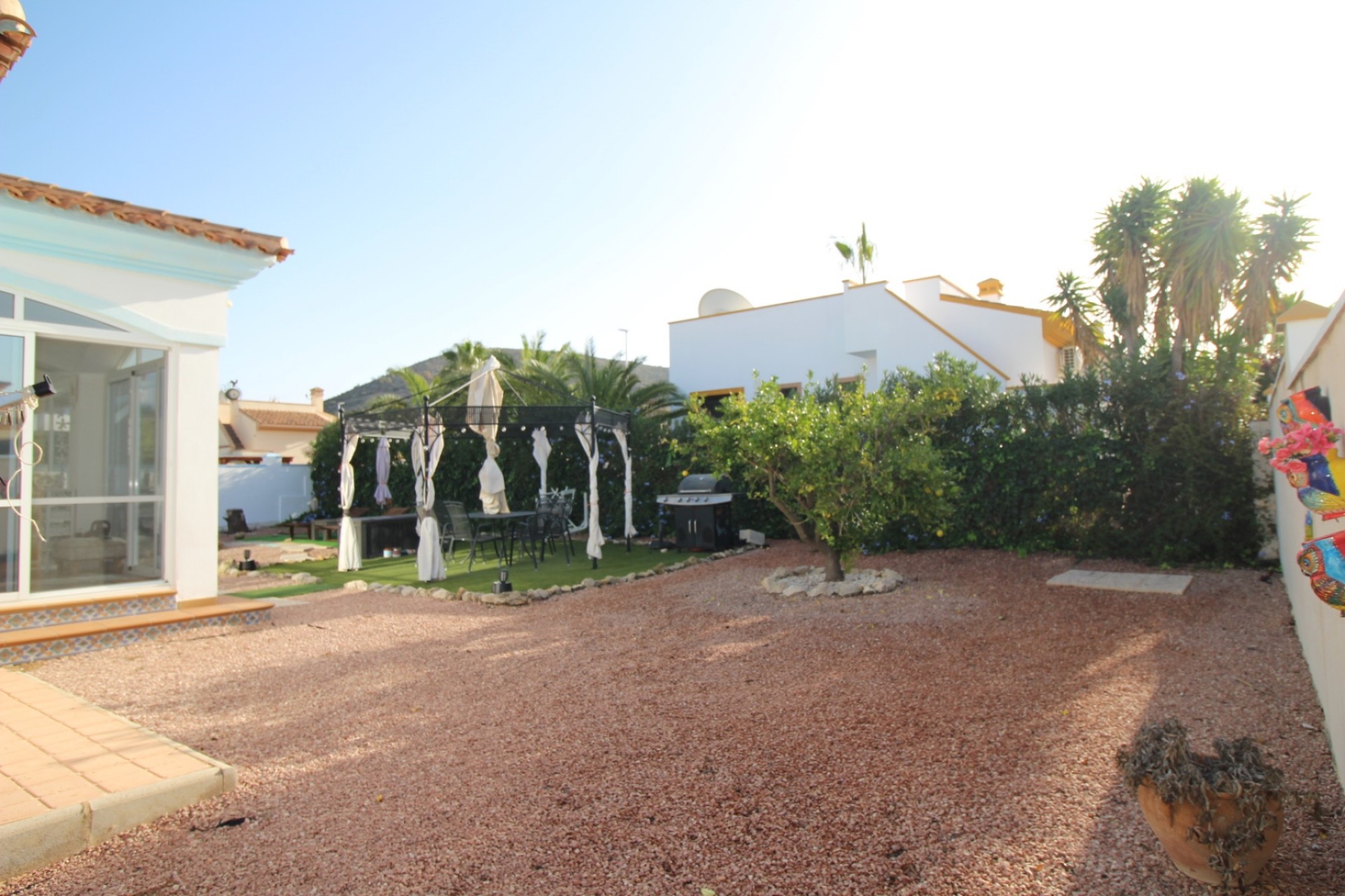 Resale - Villa -
Hondón de las Nieves - Inland