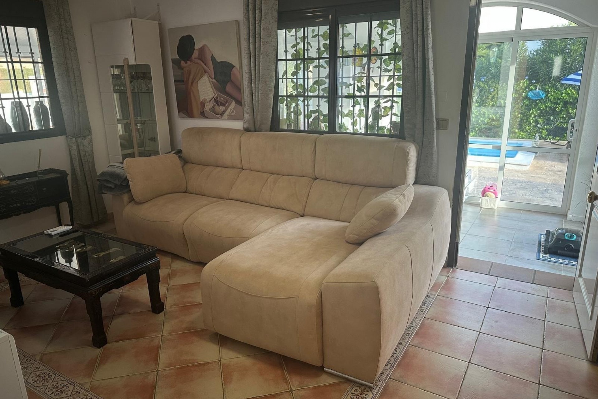 Resale - Villa -
Hondón de las Nieves - Inland