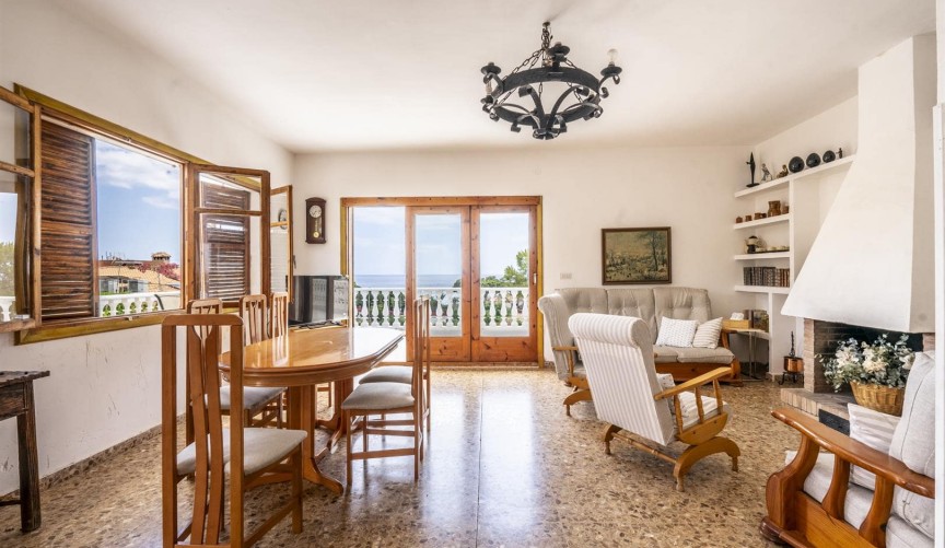 Resale - Villa -
Isla Plana - Costa Calida