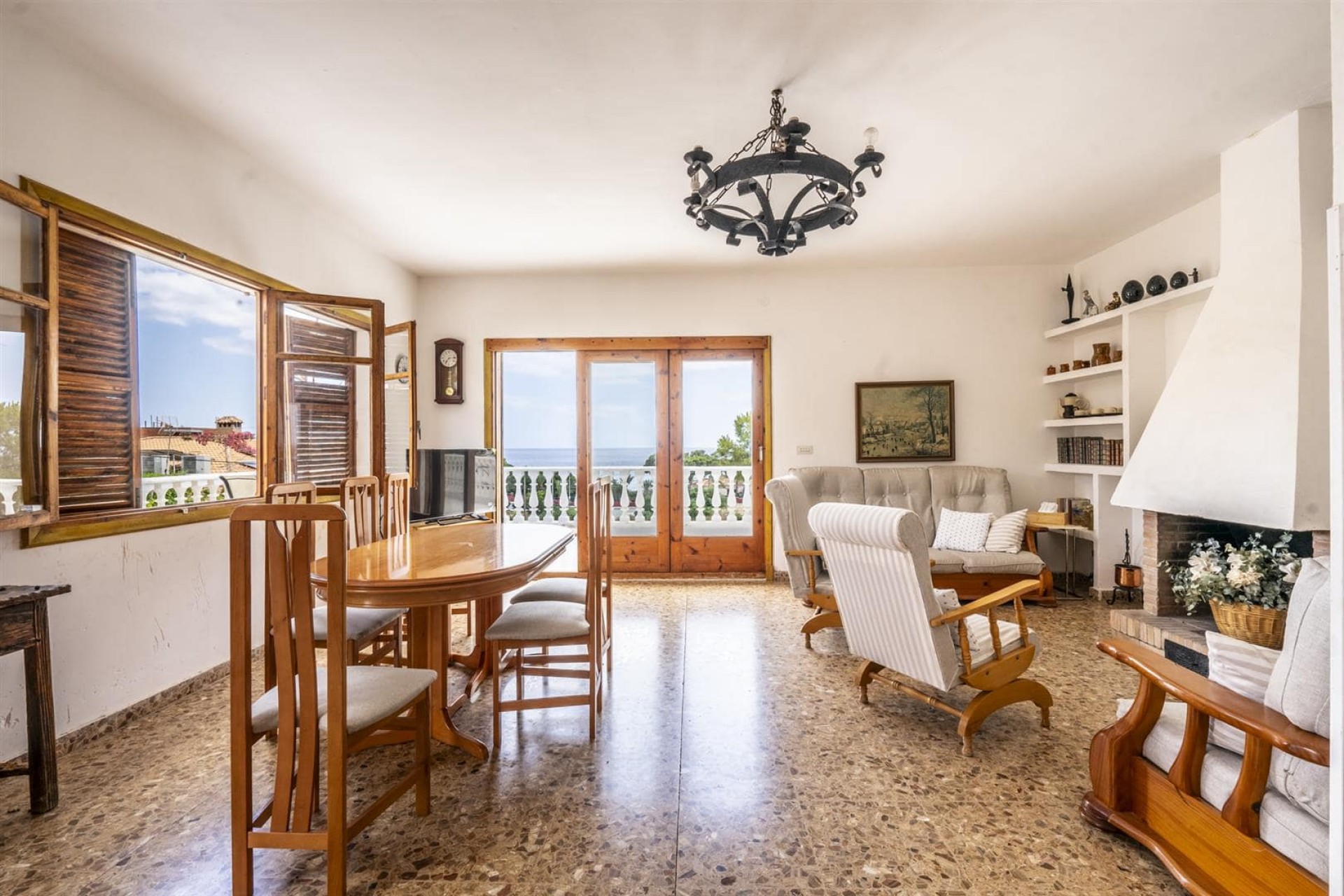 Resale - Villa -
Isla Plana - Costa Calida