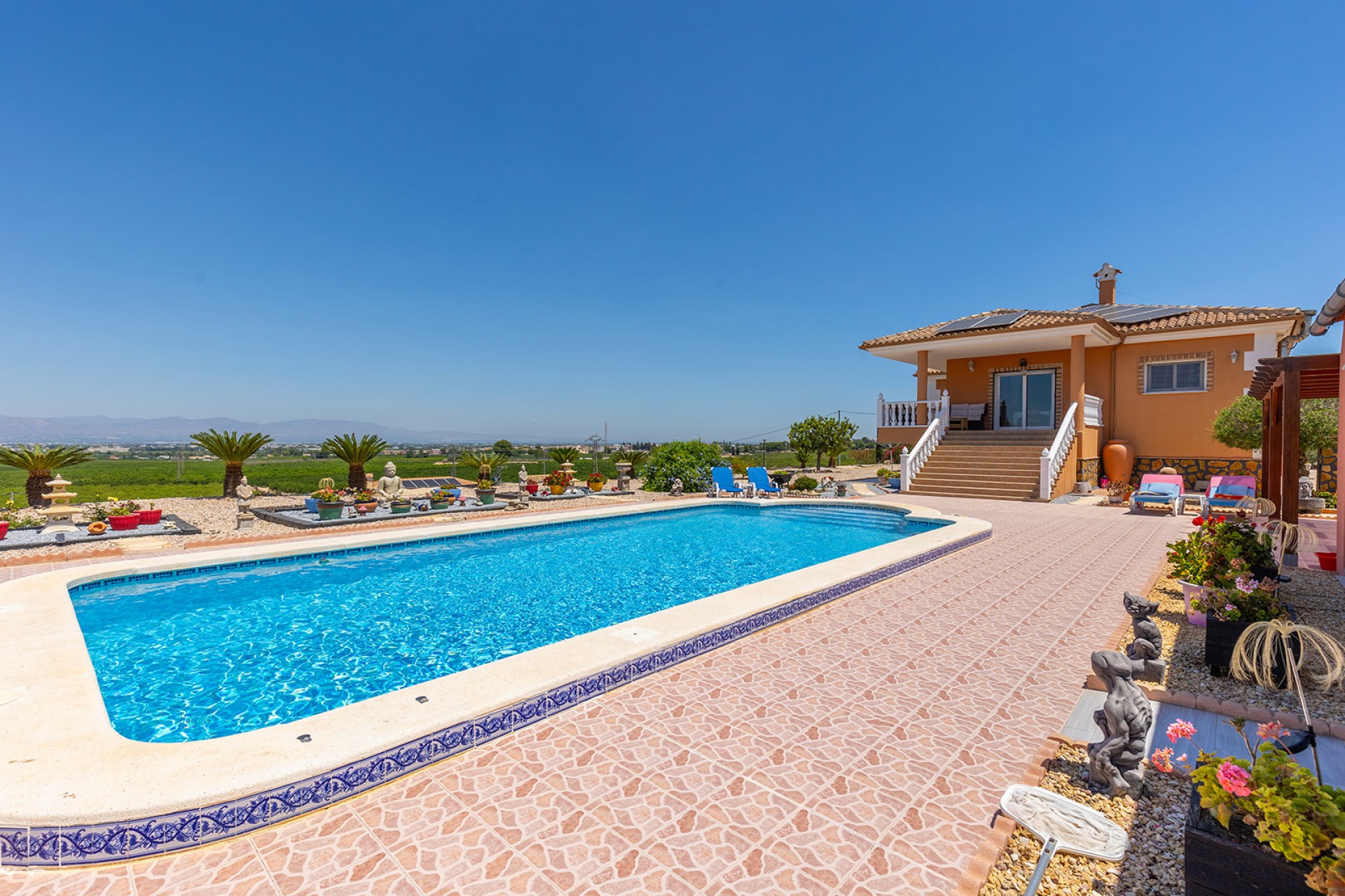 Resale - Villa -
Jacarilla - Inland