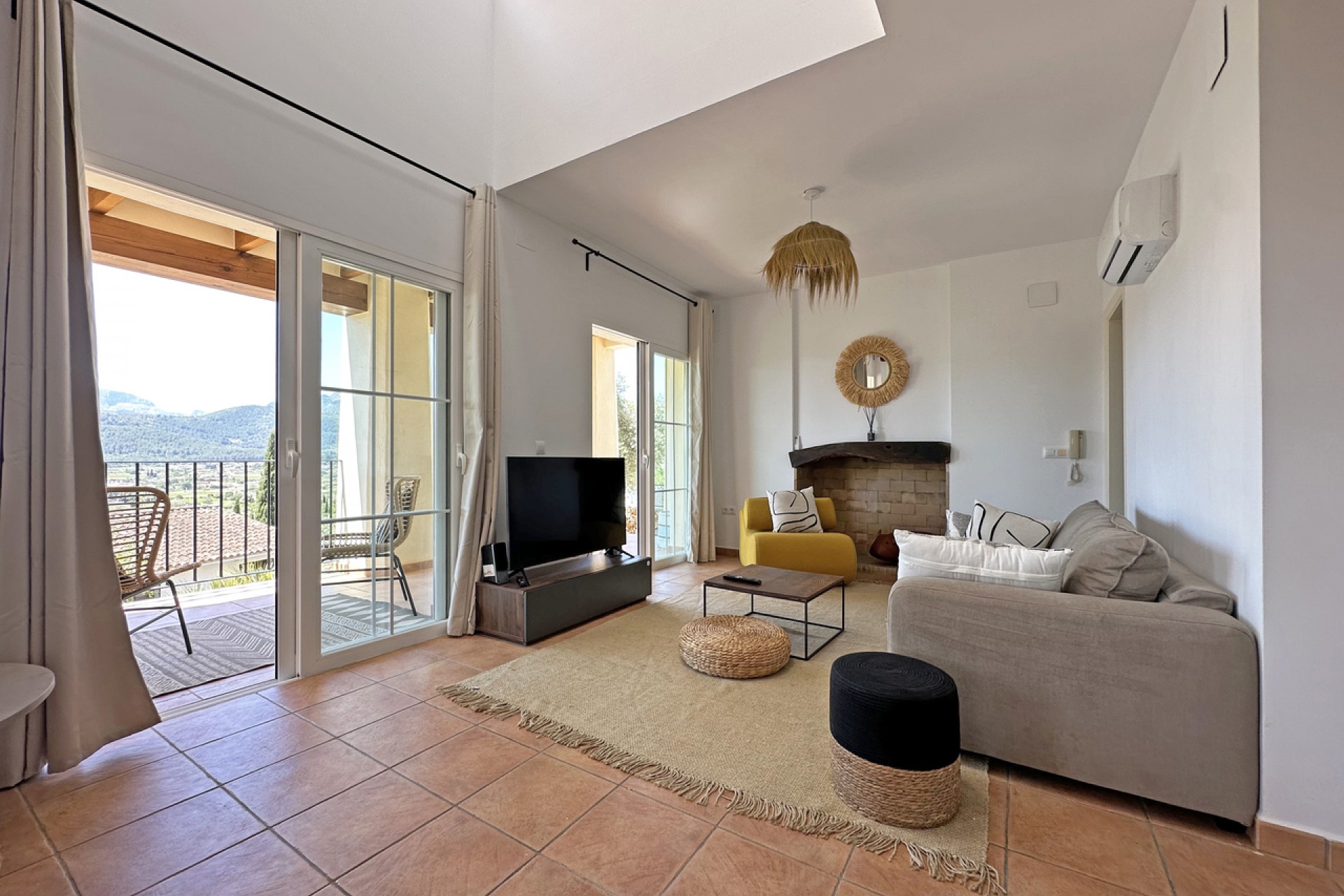 Resale - Villa -
Jalón - Inland