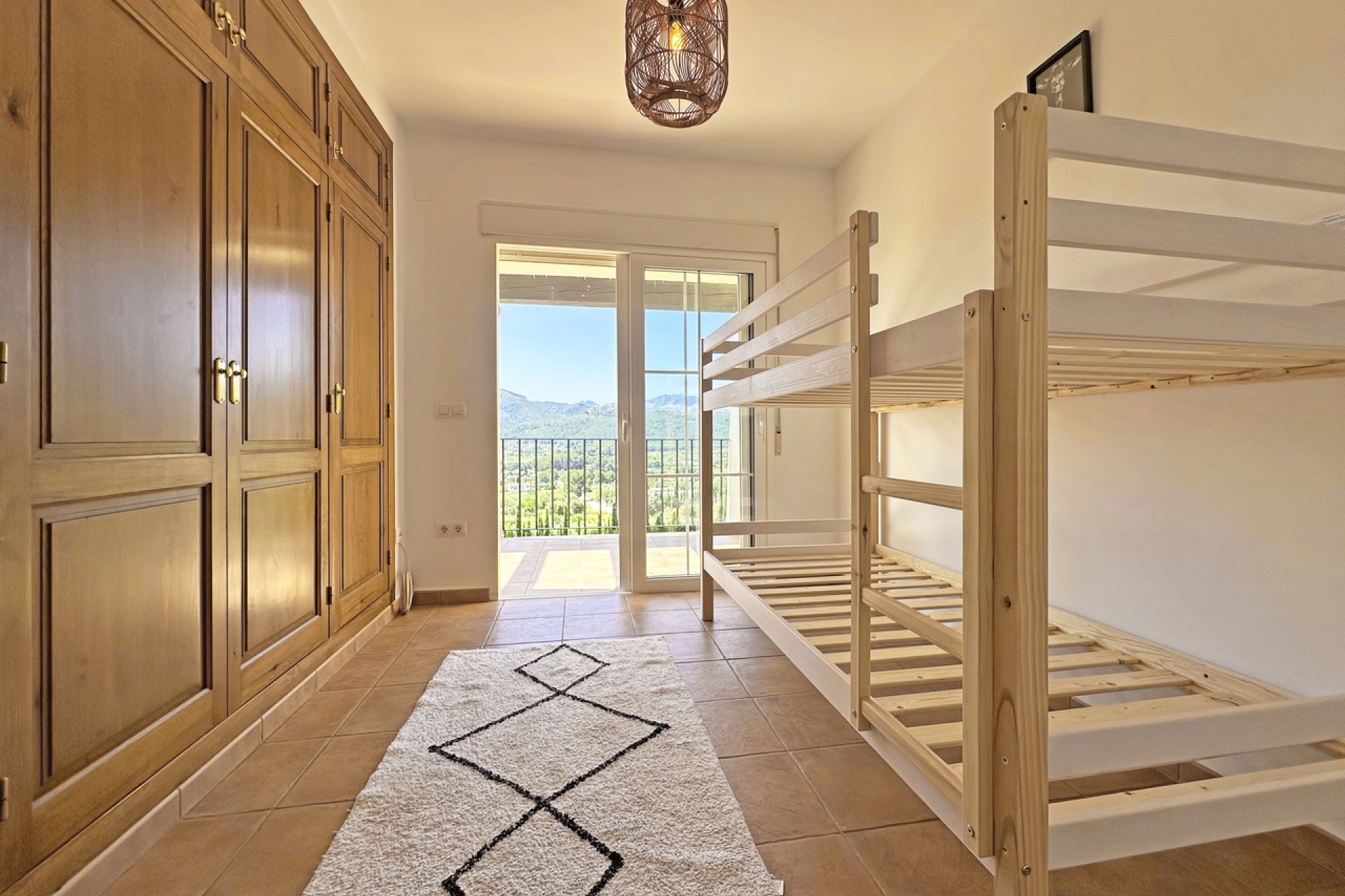 Resale - Villa -
Jalón - Inland