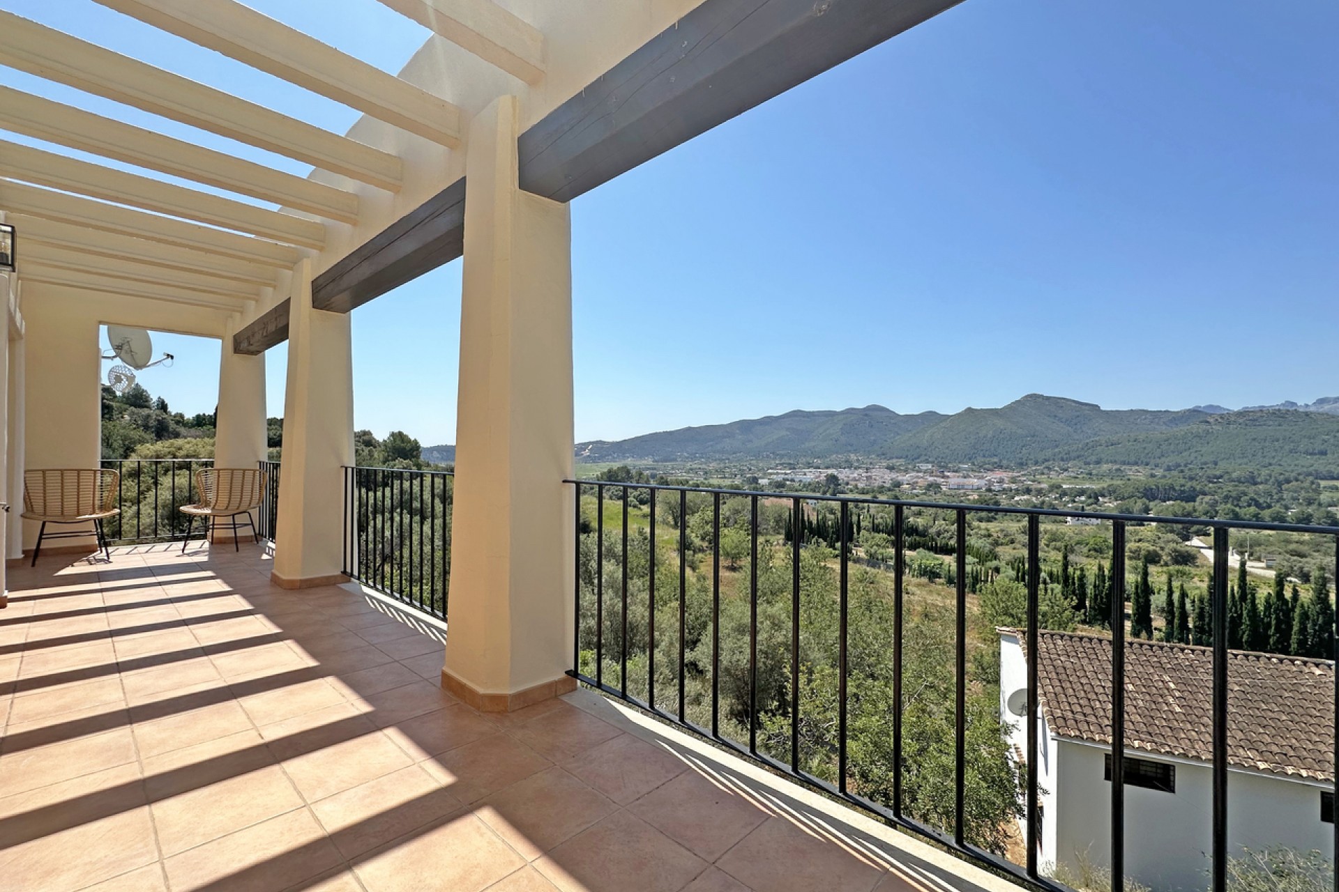 Resale - Villa -
Jalón - Inland