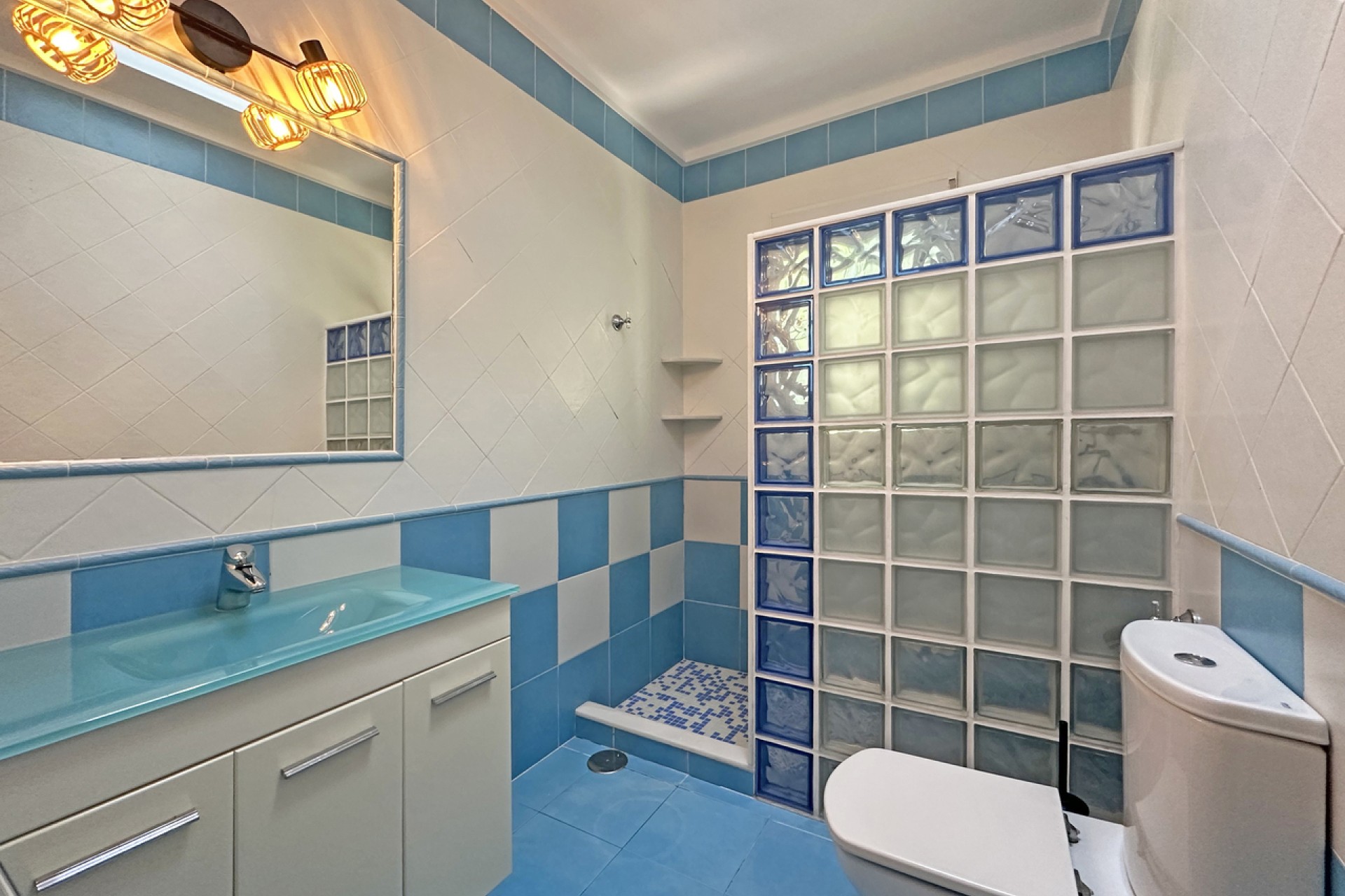 Resale - Villa -
Jalón - Inland