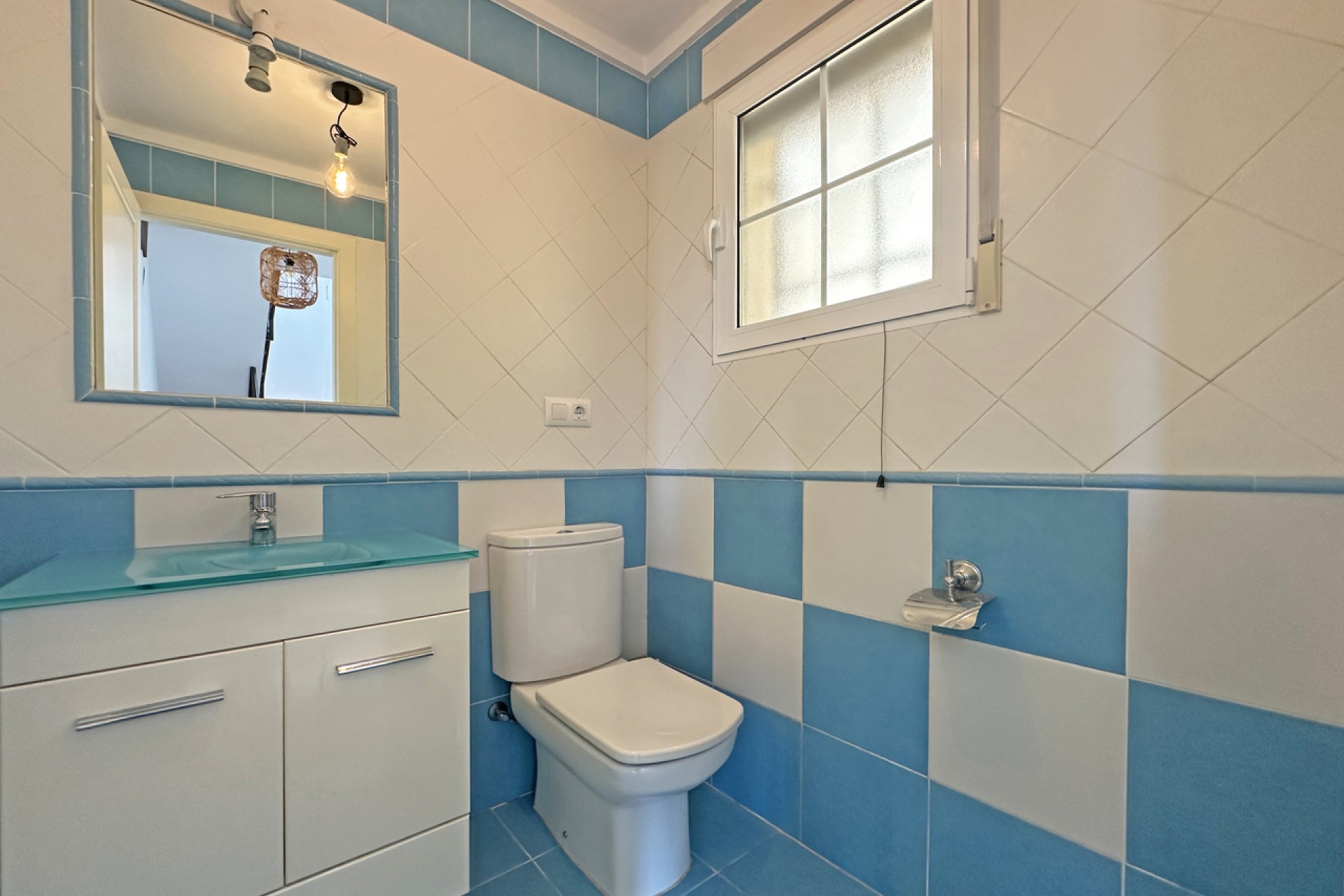 Resale - Villa -
Jalón - Inland