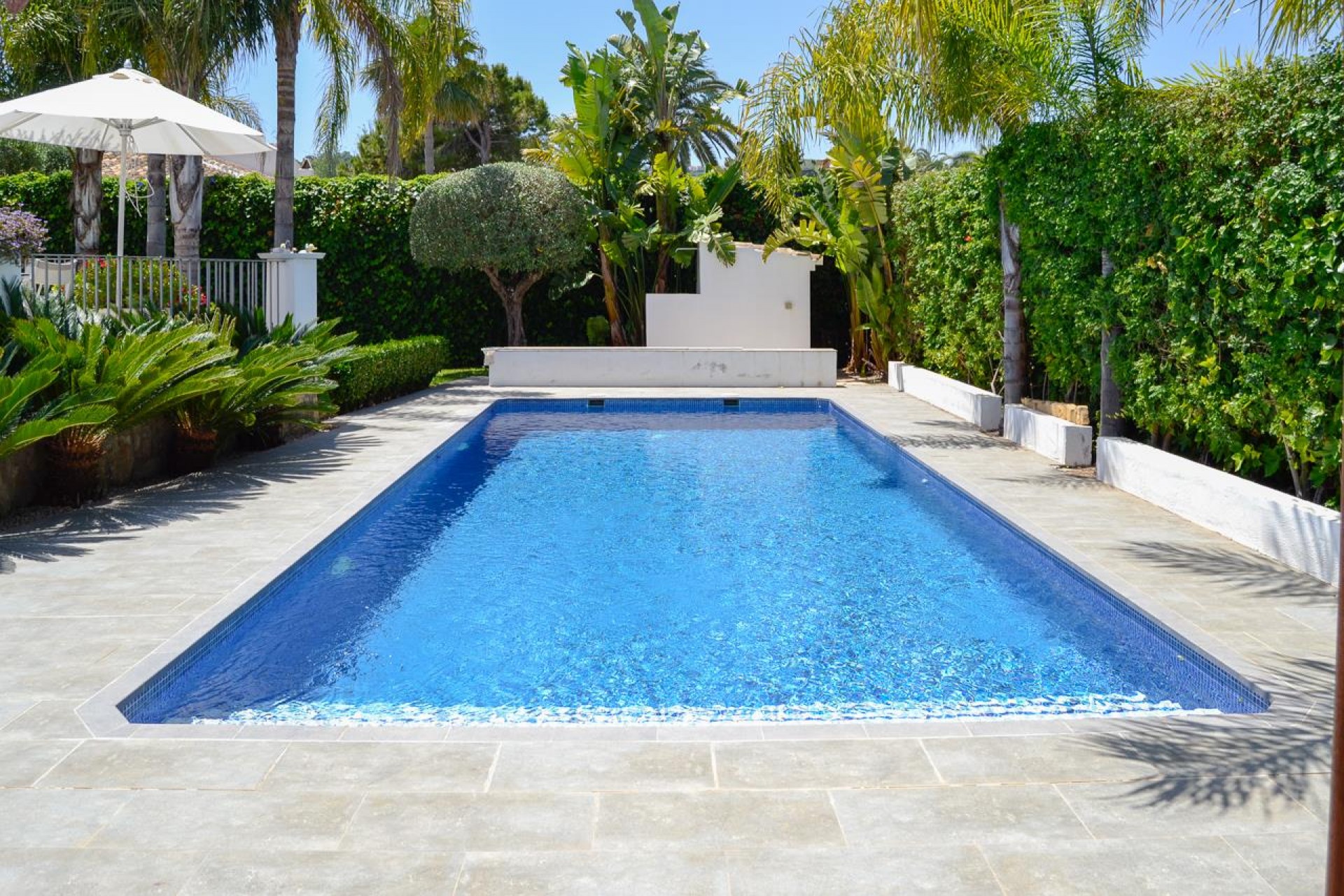 Resale - Villa -
Jávea - Costa Blanca