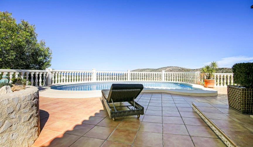 Resale - Villa -
Jávea - Costa Blanca