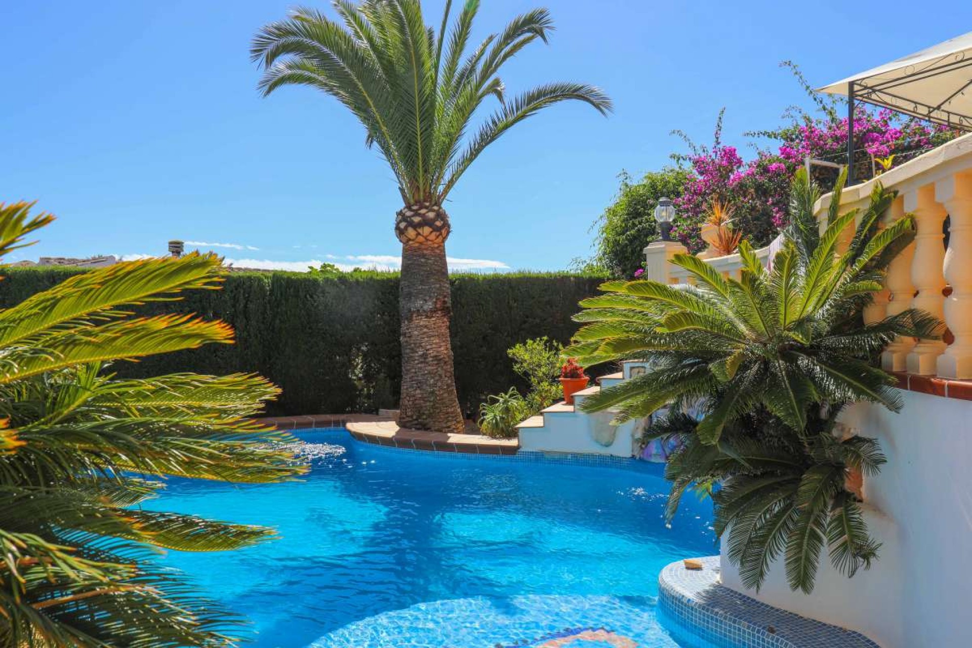 Resale - Villa -
Jávea - Costa Blanca