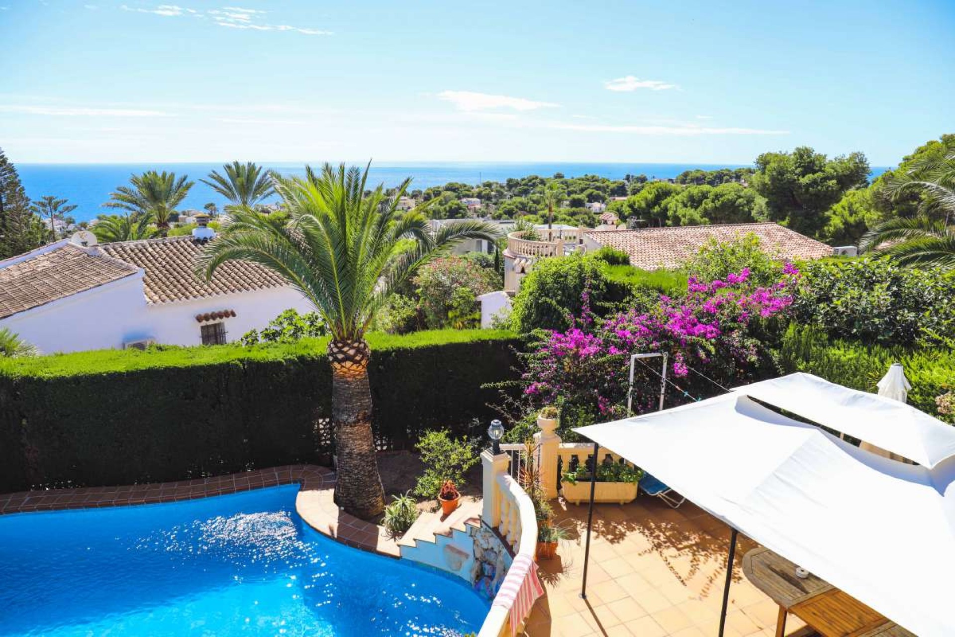 Resale - Villa -
Jávea - Costa Blanca