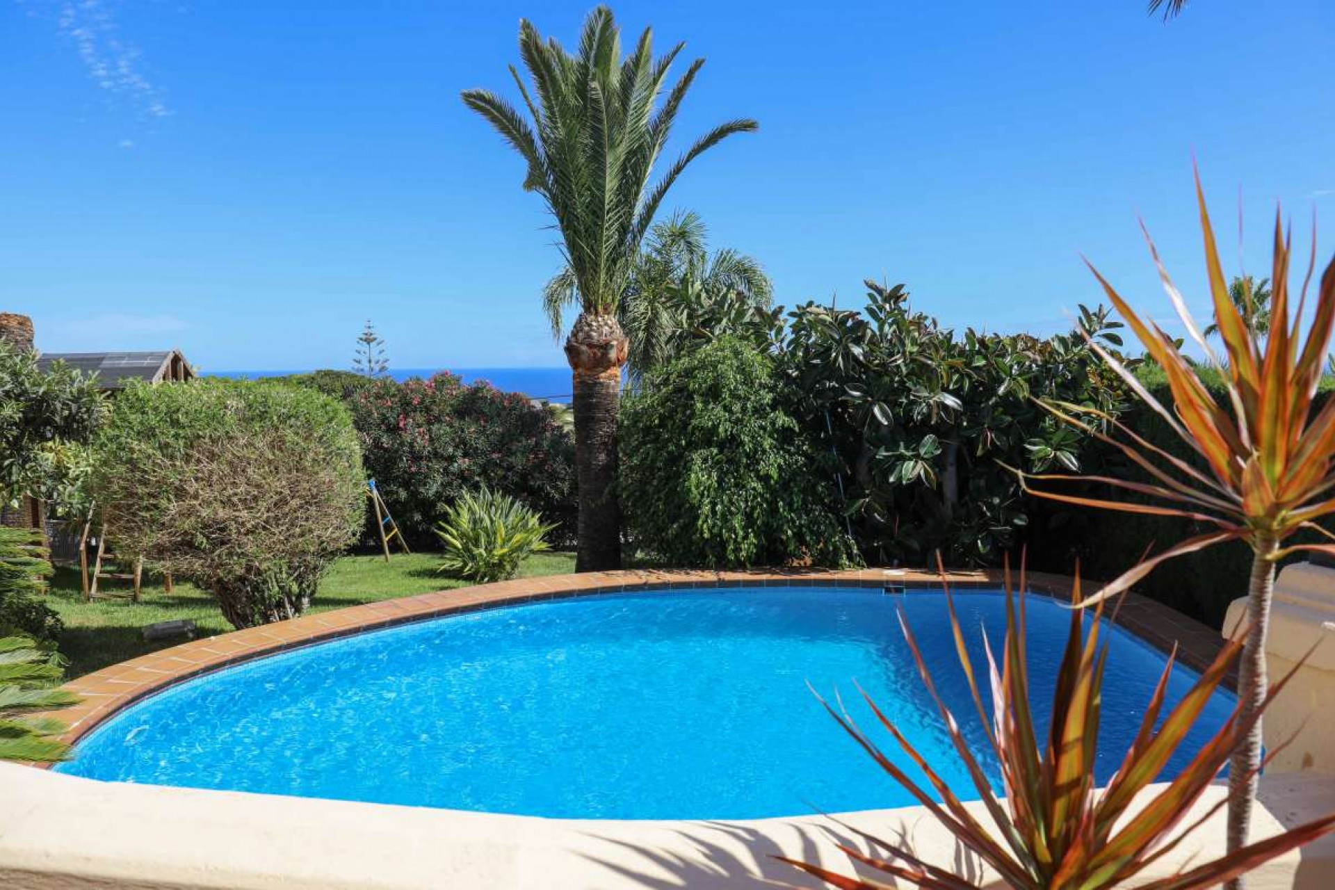 Resale - Villa -
Jávea - Costa Blanca