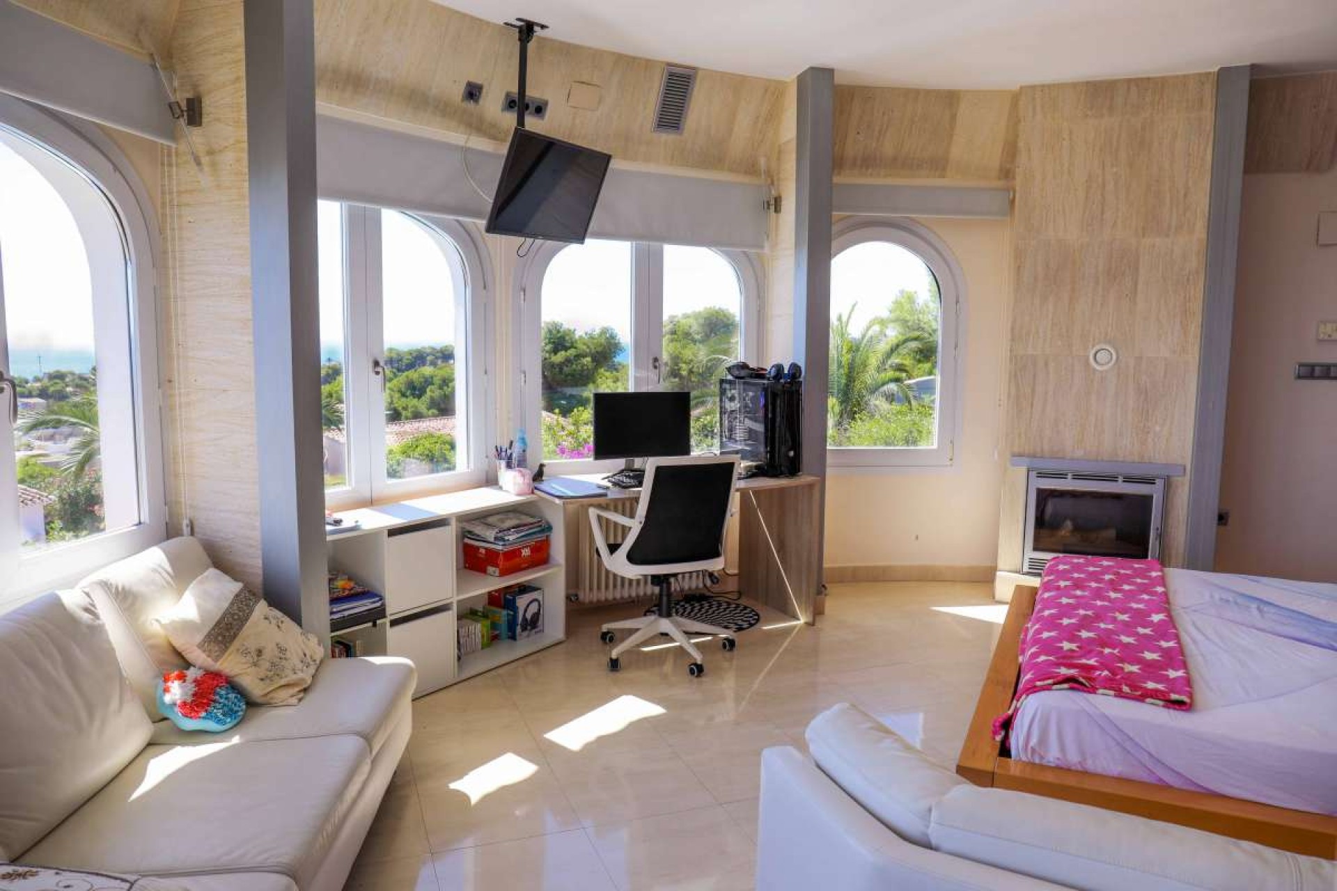 Resale - Villa -
Jávea - Costa Blanca