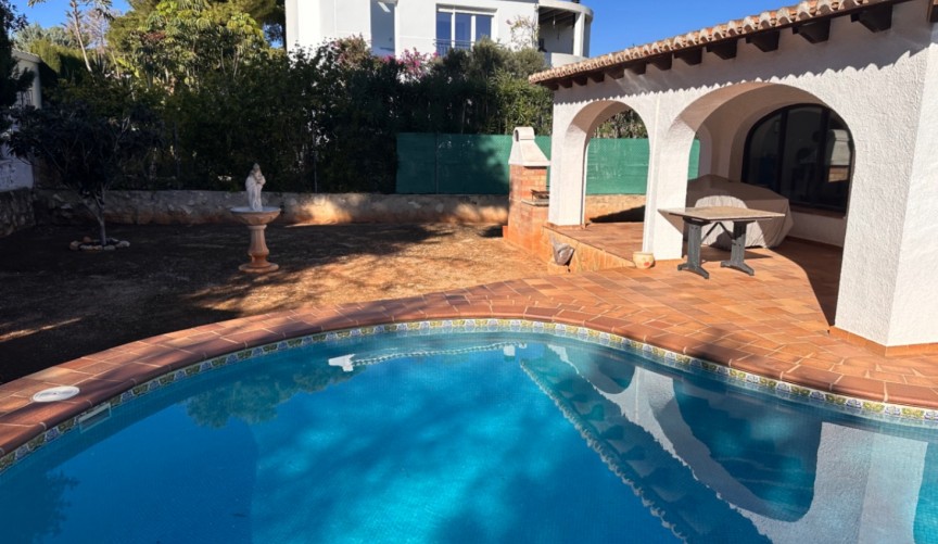 Resale - Villa -
Jávea - Costa Blanca