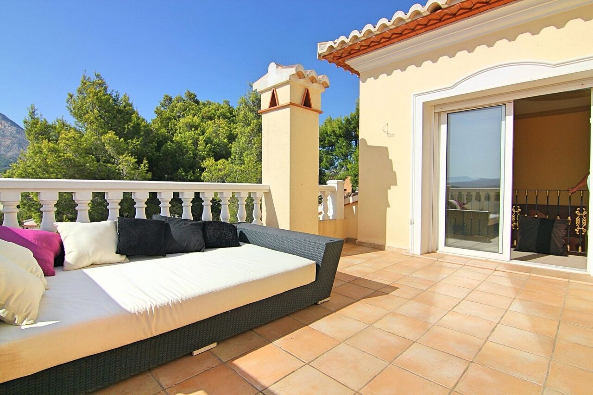 Resale - Villa -
Jávea - Costa Blanca