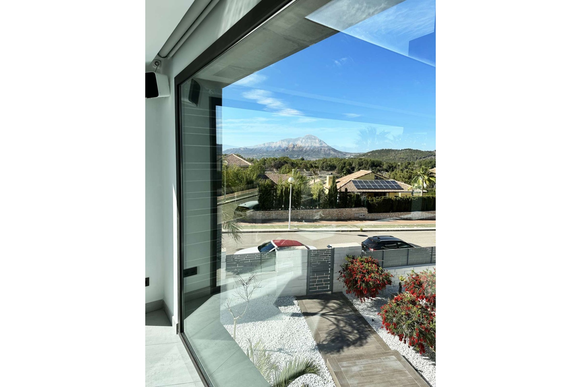 Resale - Villa -
Jávea - Costa Blanca