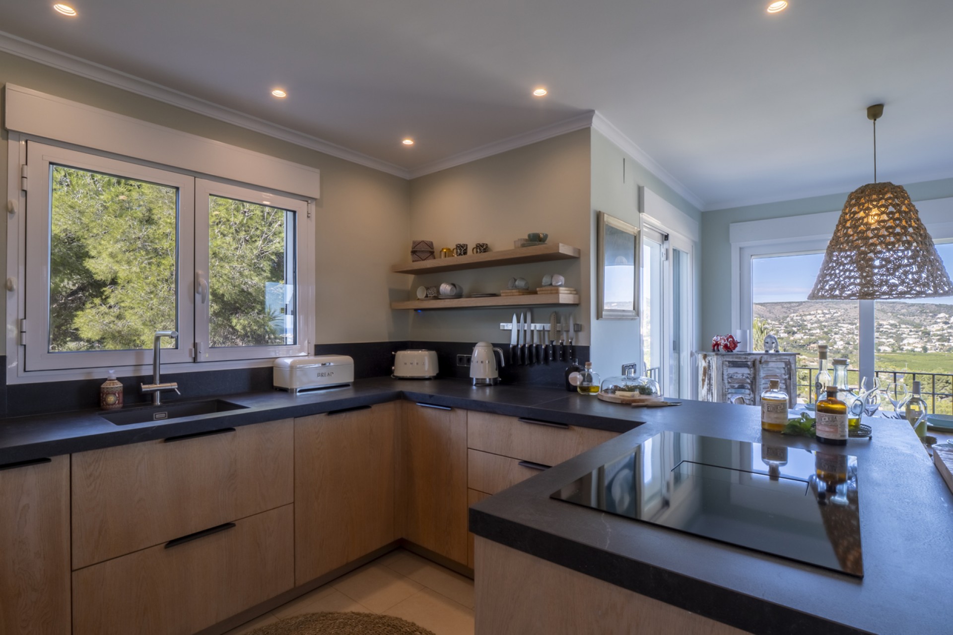 Resale - Villa -
Jávea - Costa Blanca