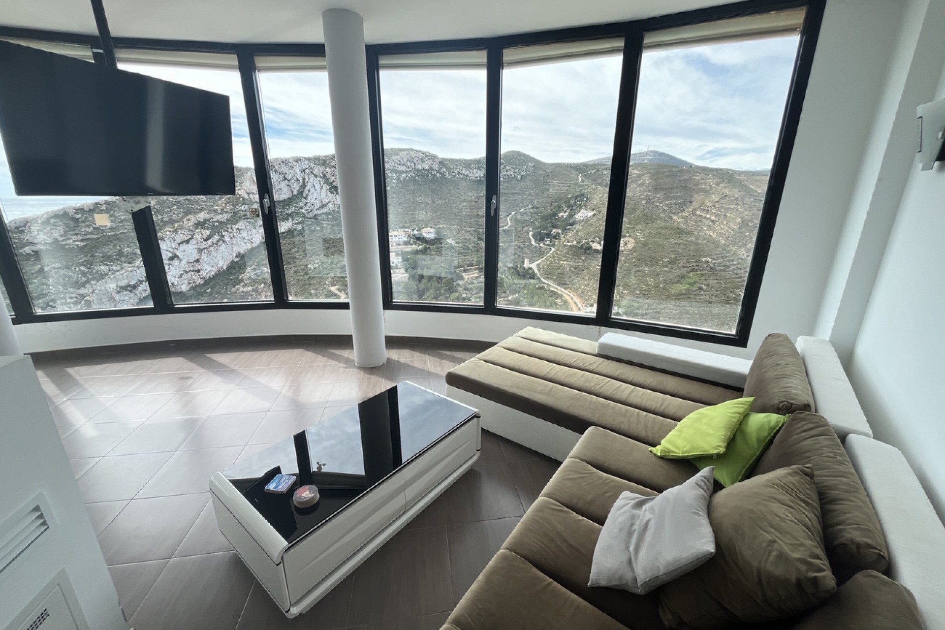 Resale - Villa -
Jávea - Costa Blanca