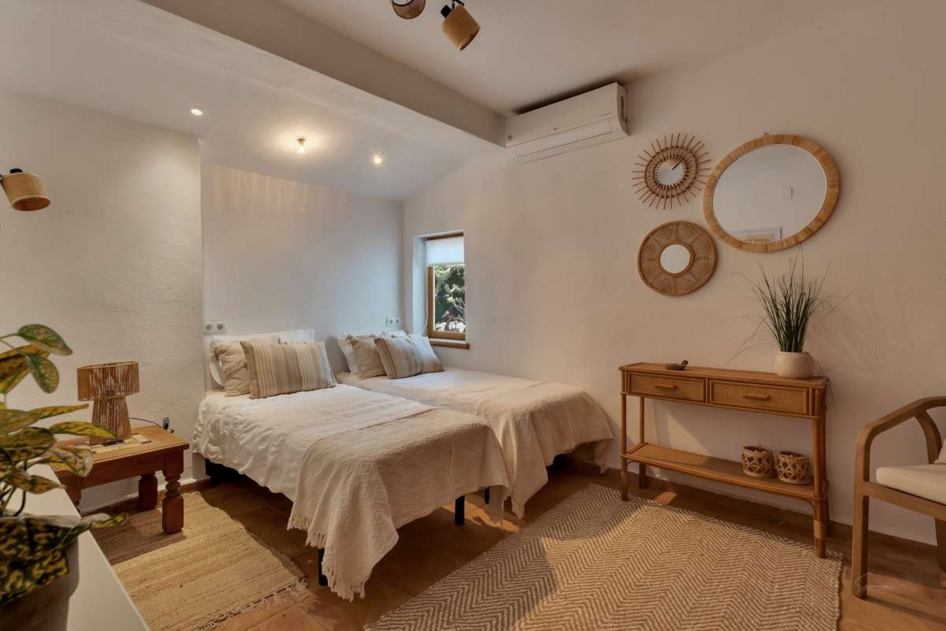 Resale - Villa -
Jávea - Costa Blanca