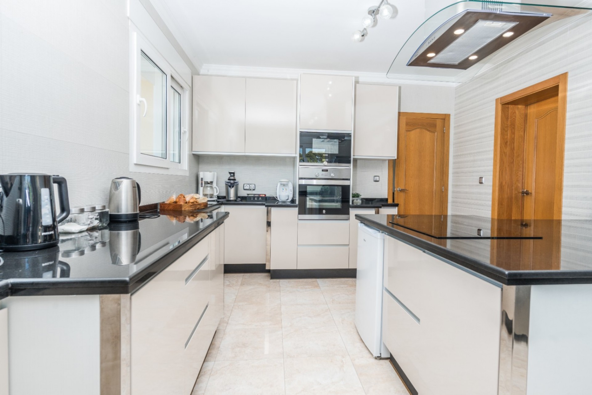 Resale - Villa -
Jávea - Costa Blanca