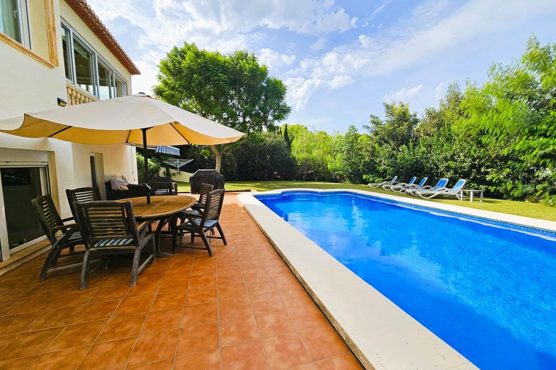 Resale - Villa -
Jávea - Costa Blanca
