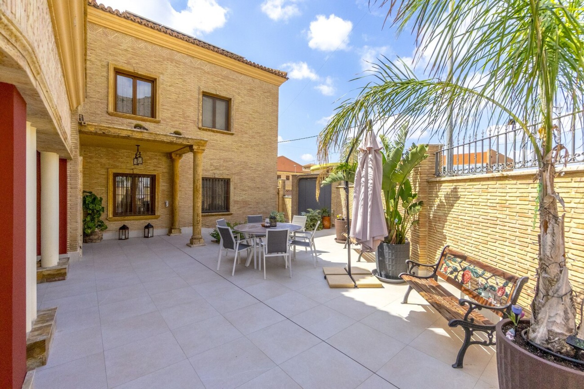 Resale - Villa -
La Aparecida - Costa Blanca