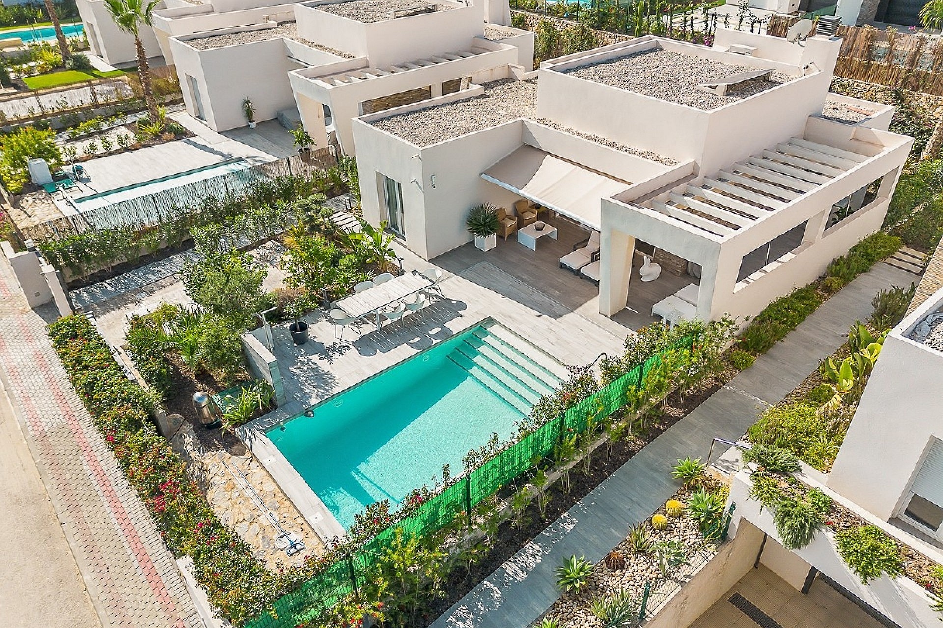 Resale - Villa -
La Finca Golf Resort - Inland