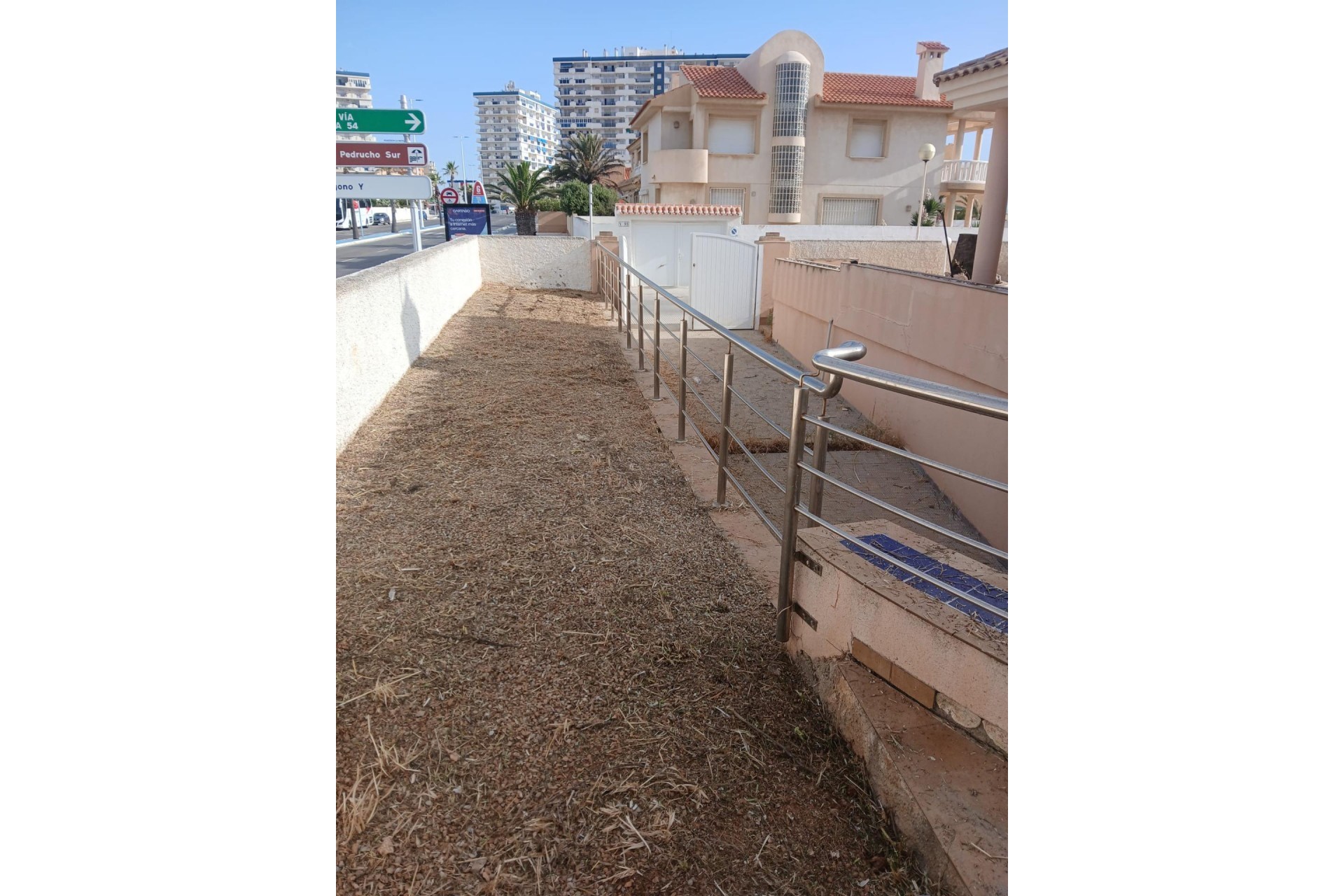 Resale - Villa -
La Manga del Mar Menor - Playa Del Galán