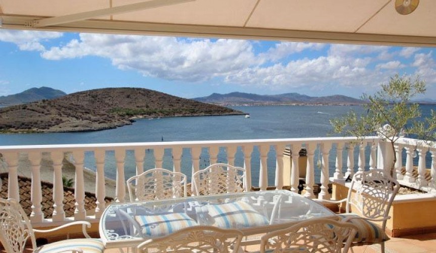 Resale - Villa -
La Manga del Mar Menor - Villa Romana