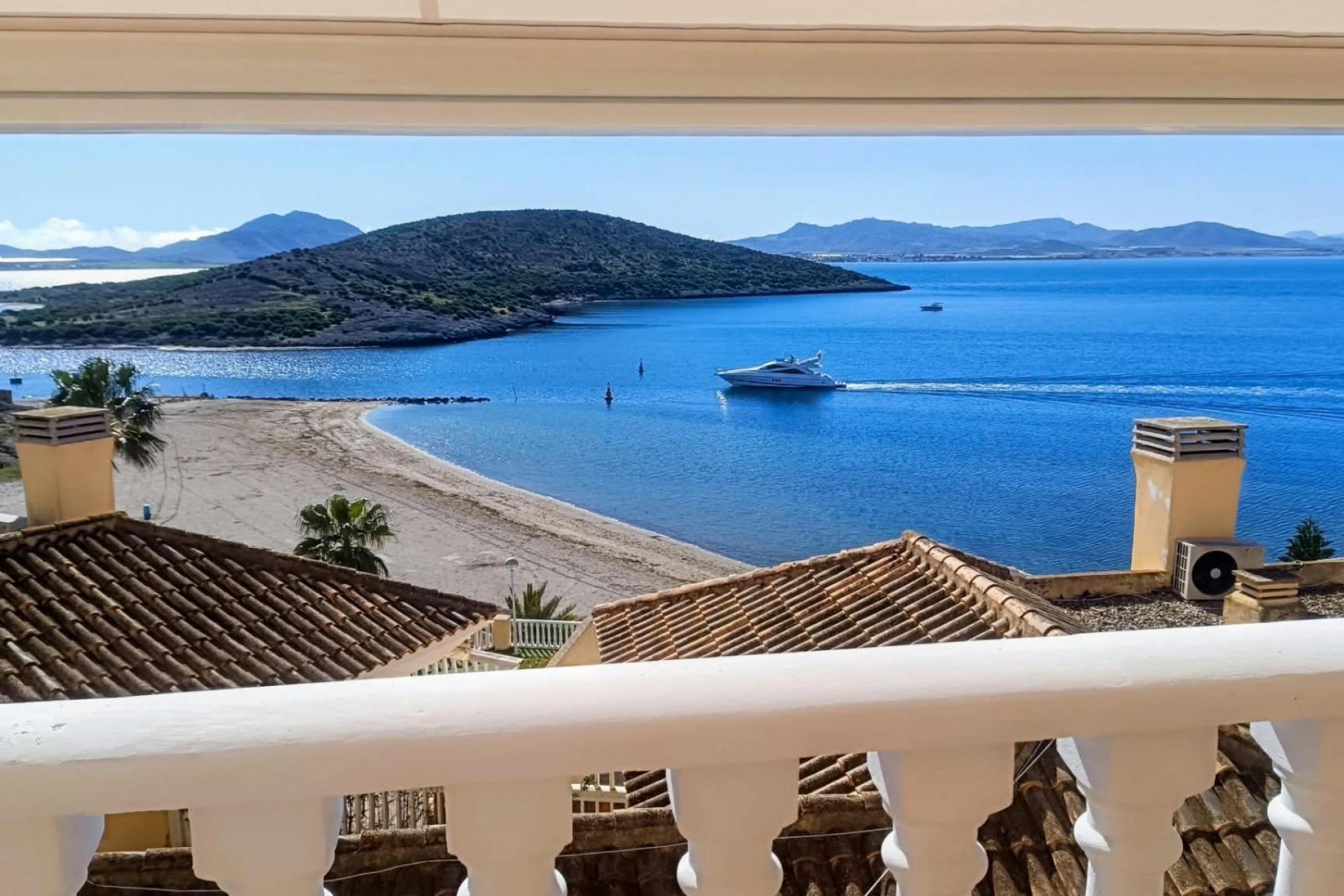 Resale - Villa -
La Manga del Mar Menor - Villa Romana