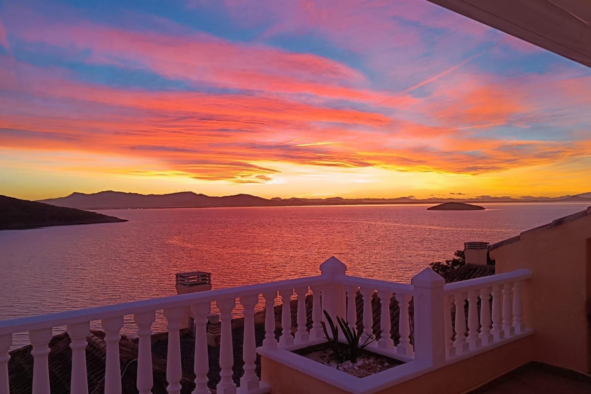 Resale - Villa -
La Manga del Mar Menor - Villa Romana