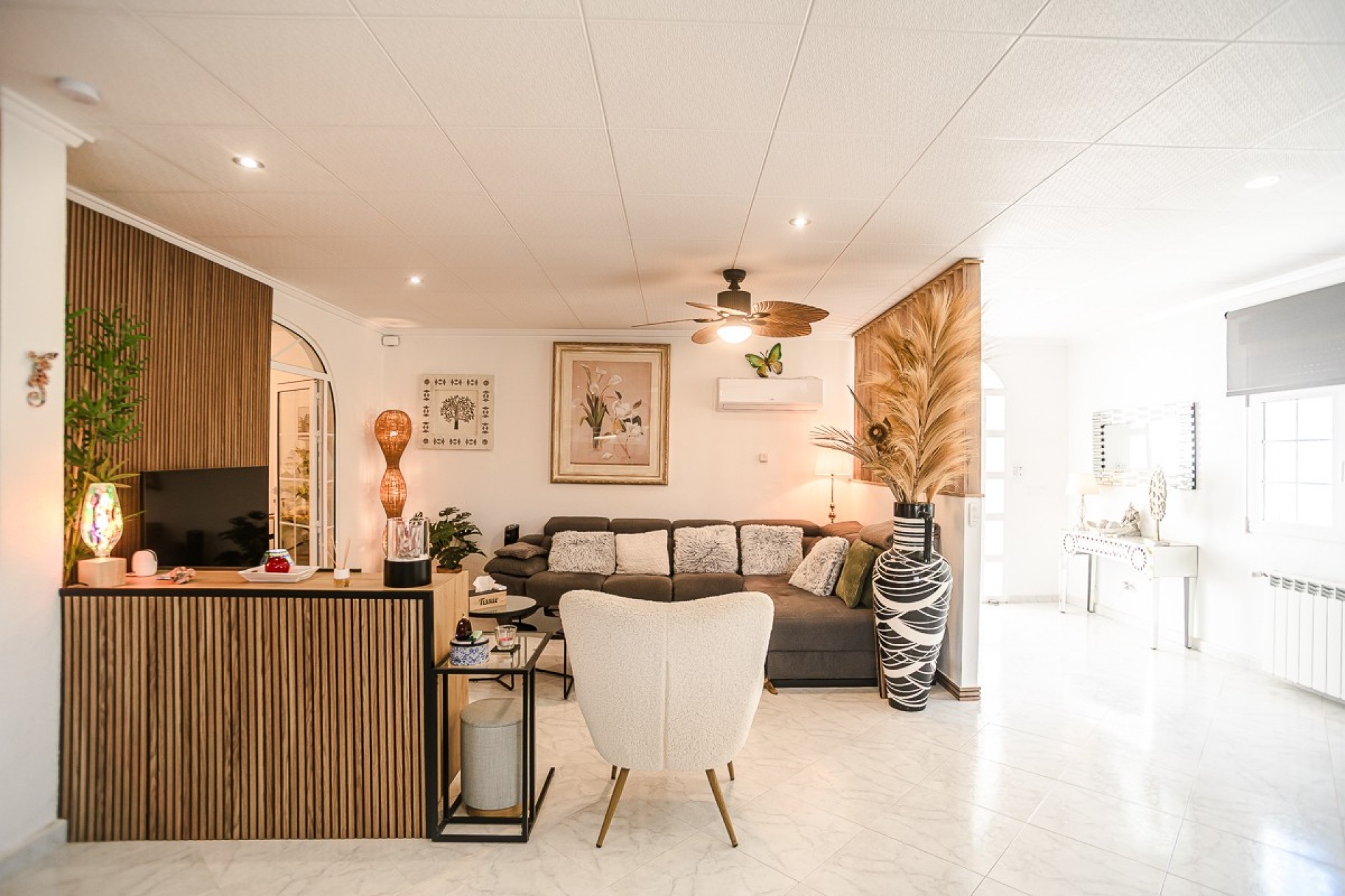 Resale - Villa -
La Marina - Costa Blanca