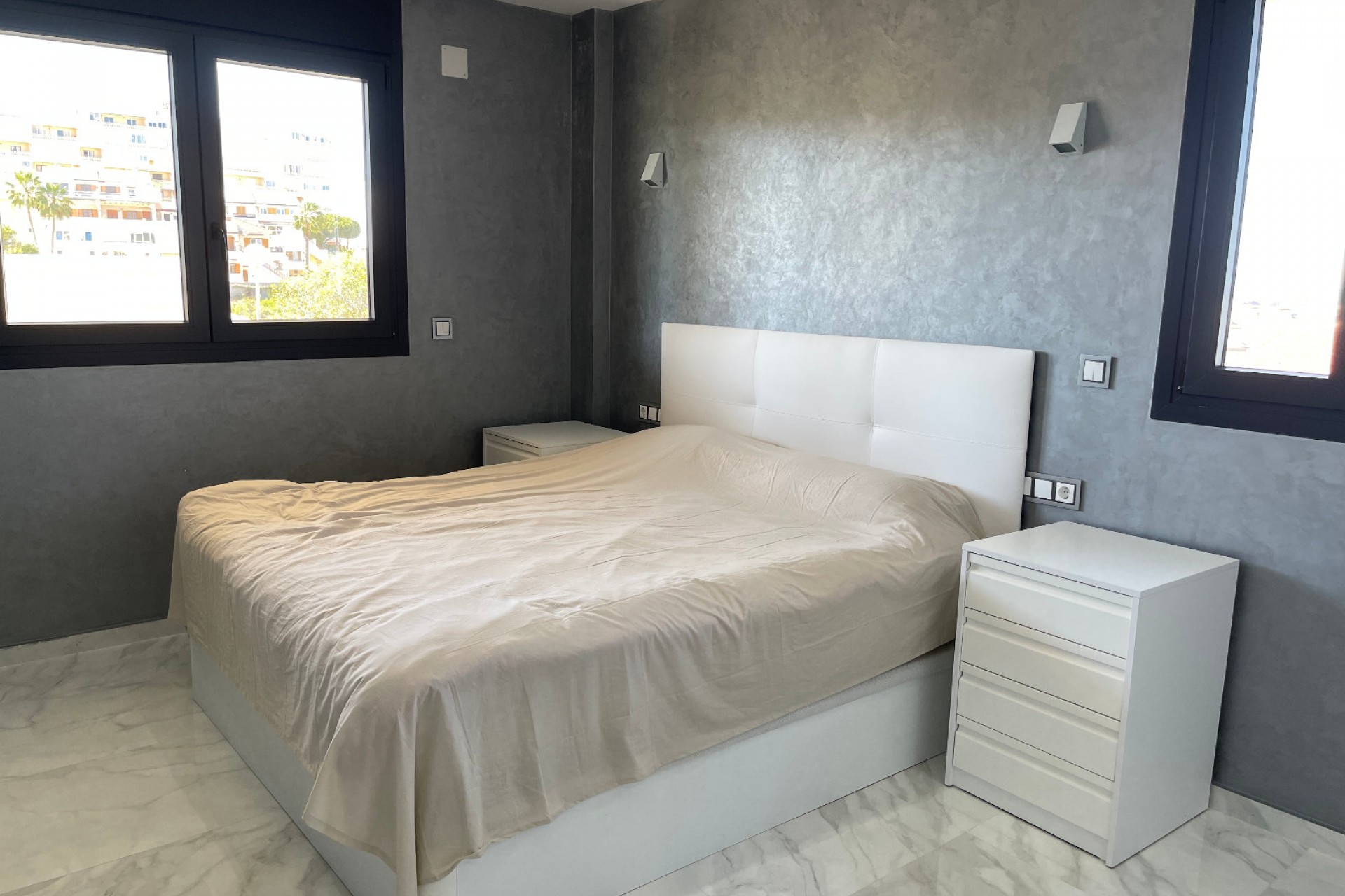 Resale - Villa -
La Mata - Costa Blanca