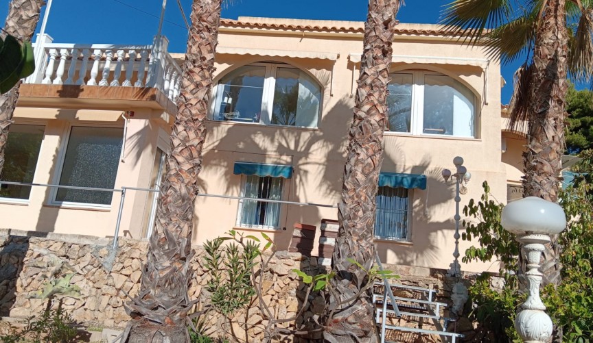 Resale - Villa -
La Nucía - Costa Blanca