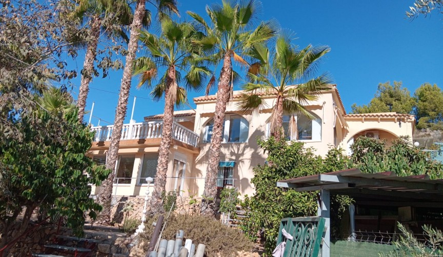 Resale - Villa -
La Nucía - Costa Blanca