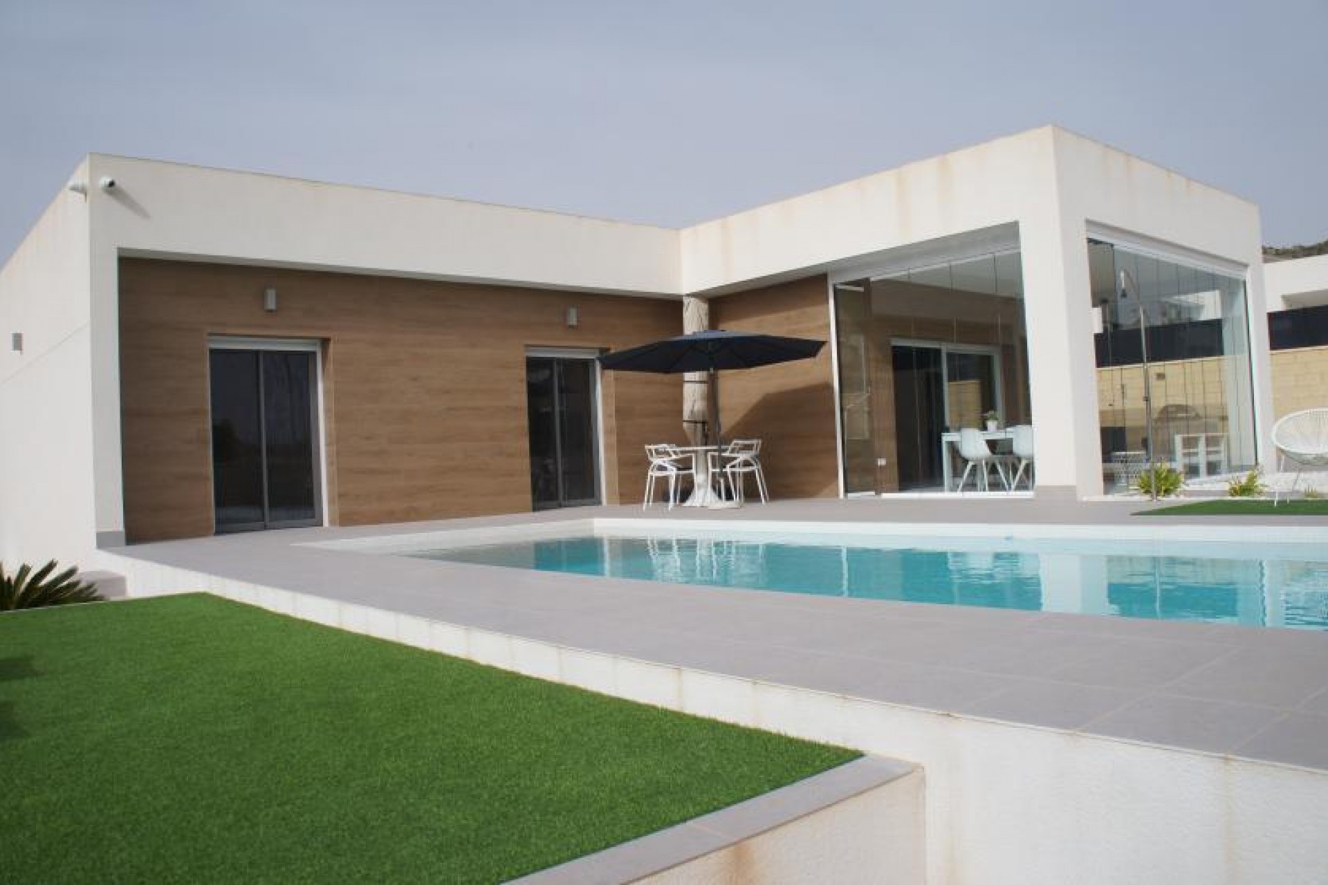 Resale - Villa -
La Romana - Costa Blanca