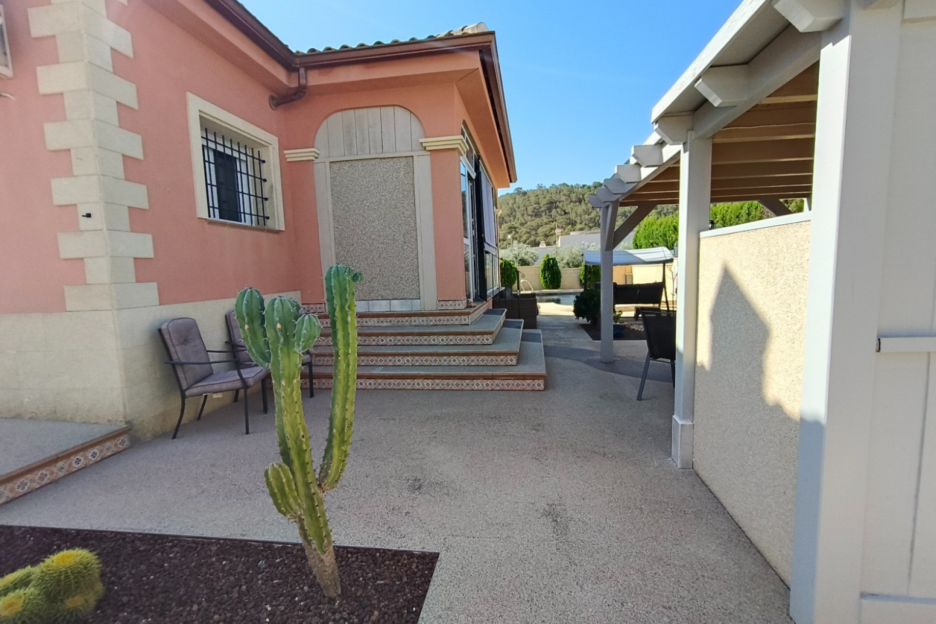 Resale - Villa -
La Romana - Inland