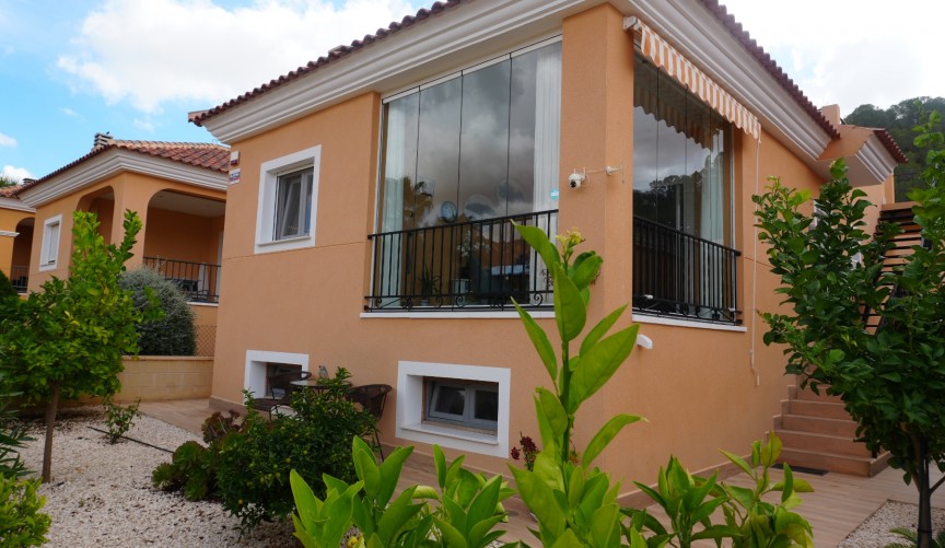 Resale - Villa -
La Romana - Inland