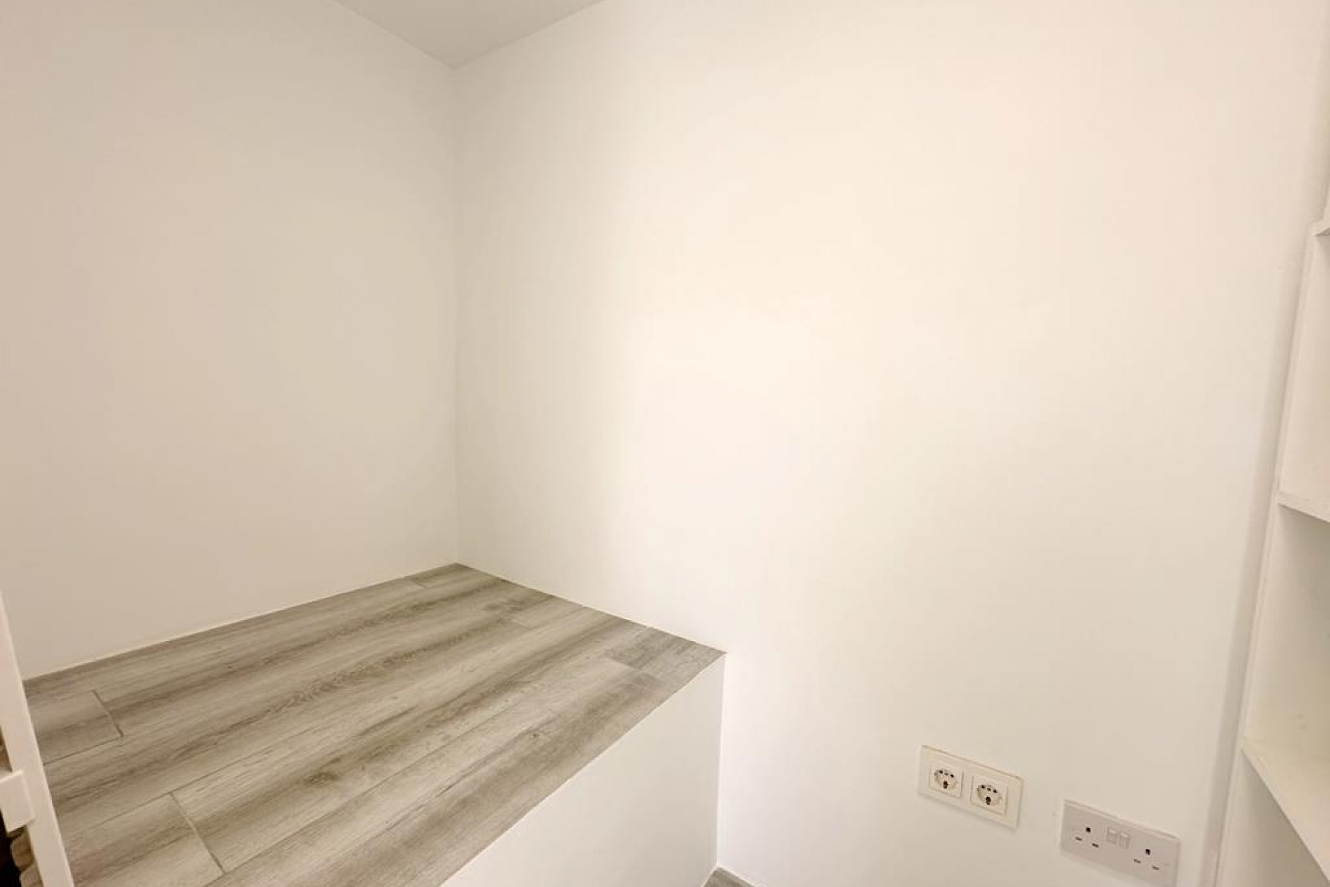 Resale - Villa -
La Torre Golf Resort - Inland