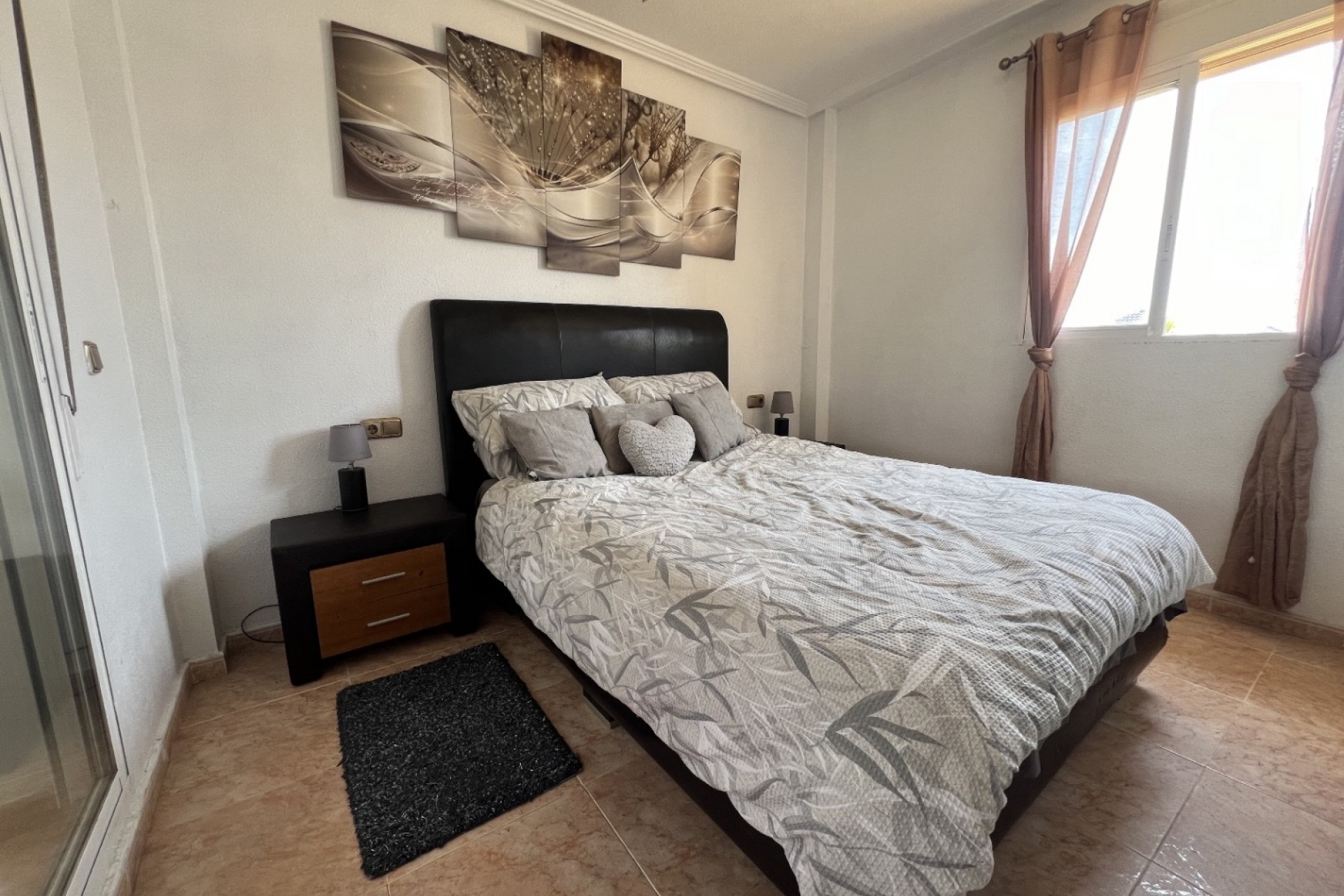 Resale - Villa -
La Zenia - Costa Blanca