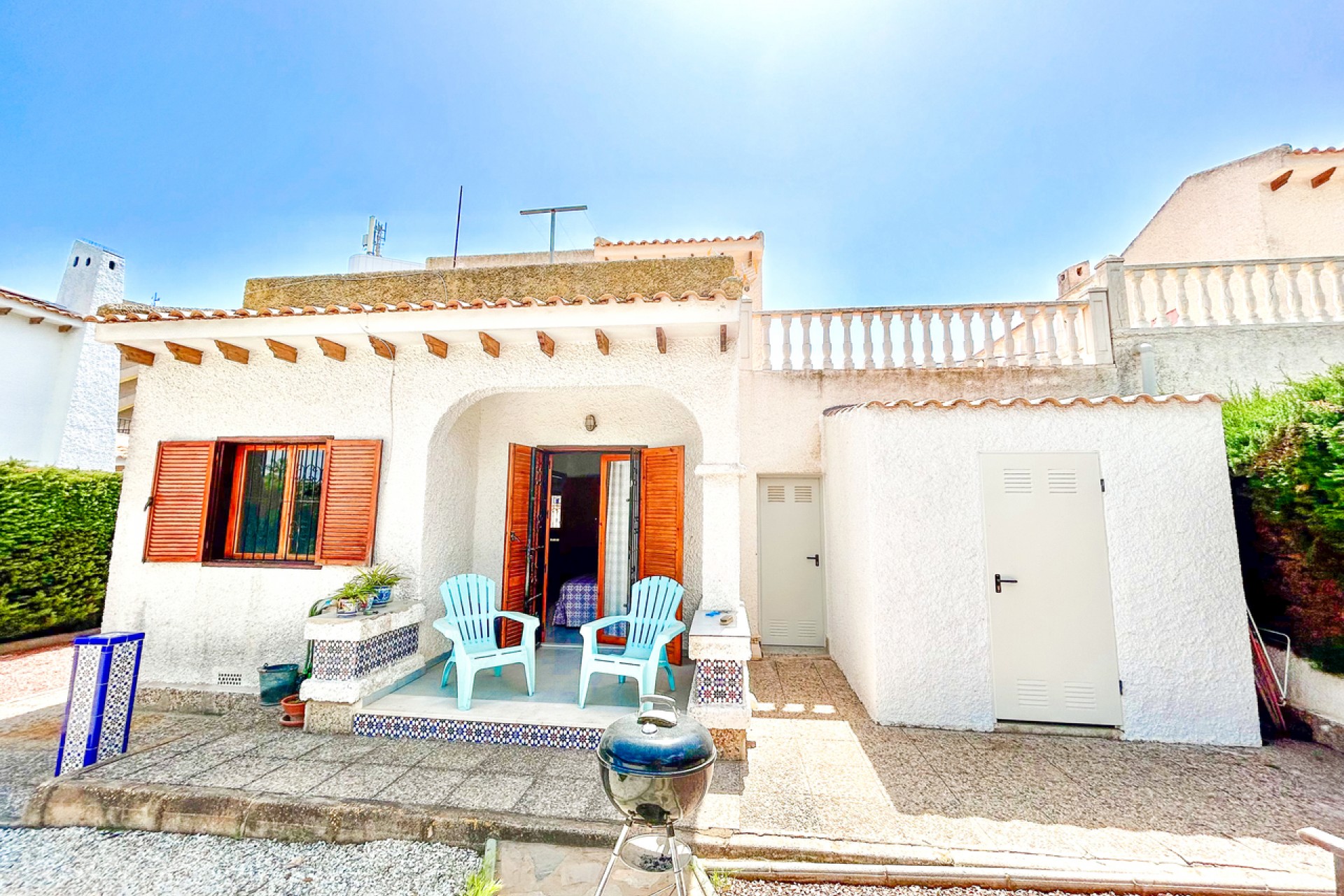 Resale - Villa -
La Zenia - Costa Blanca