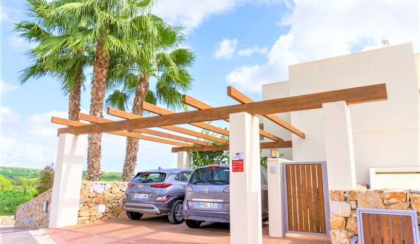 Resale - Villa -
Las Colinas Golf - Inland