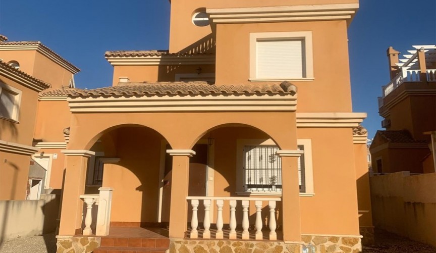 Resale - Villa -
Lo Crispin - Inland