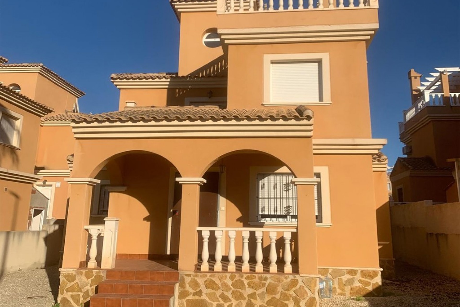 Resale - Villa -
Lo Crispin - Inland