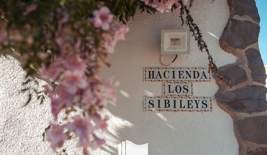 Resale - Villa -
Lorca - Costa Calida