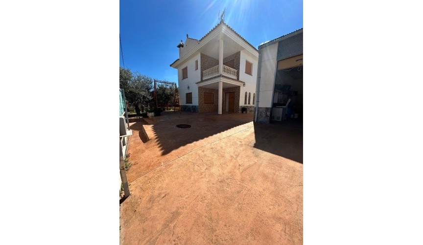 Resale - Villa -
Los Alcazares - Las Lomas Del Rame-bahía Bella