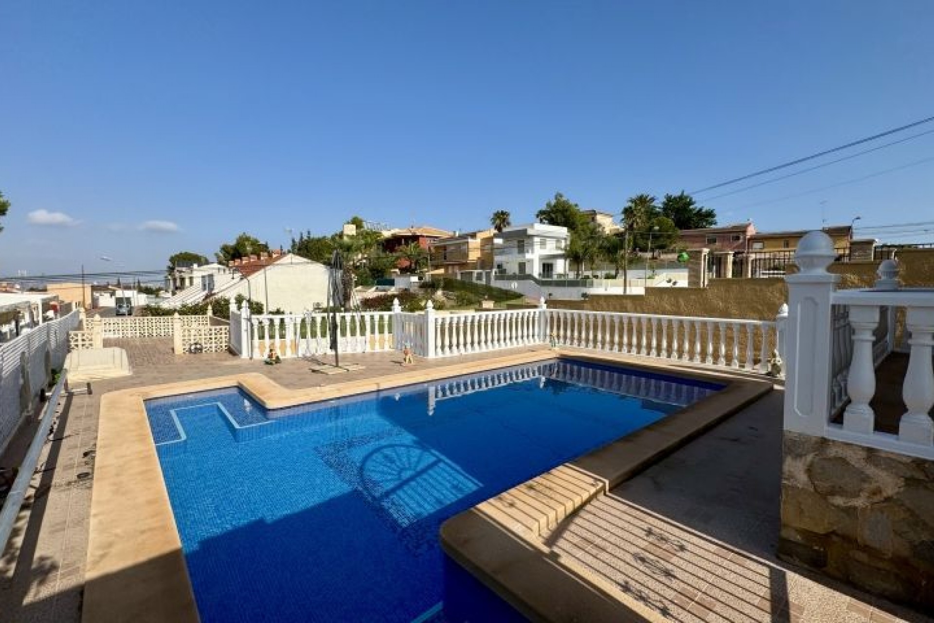 Resale - Villa -
Los Balcones - Costa Blanca