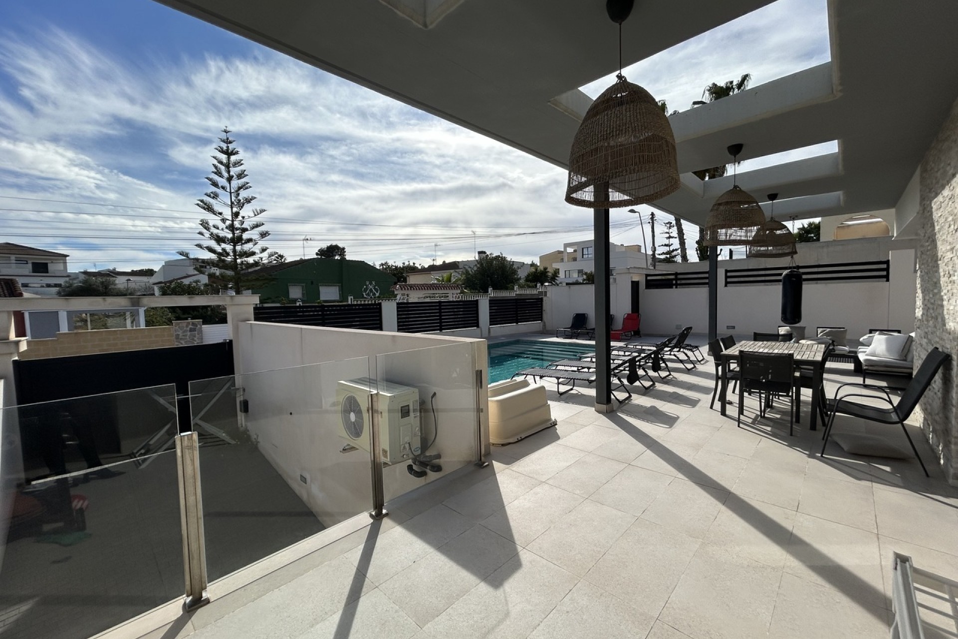 Resale - Villa -
Los Balcones - Costa Blanca
