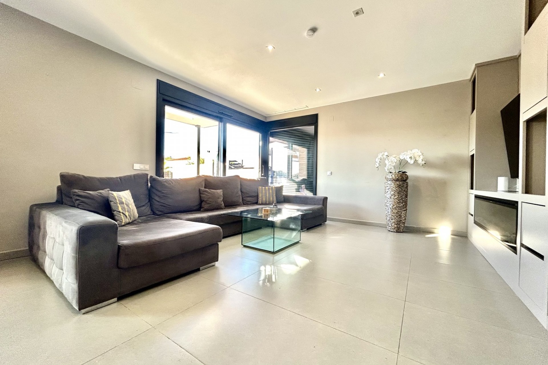 Resale - Villa -
Los Balcones - Costa Blanca