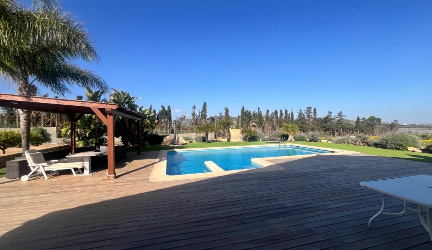 Resale - Villa -
Los Belones - Inland
